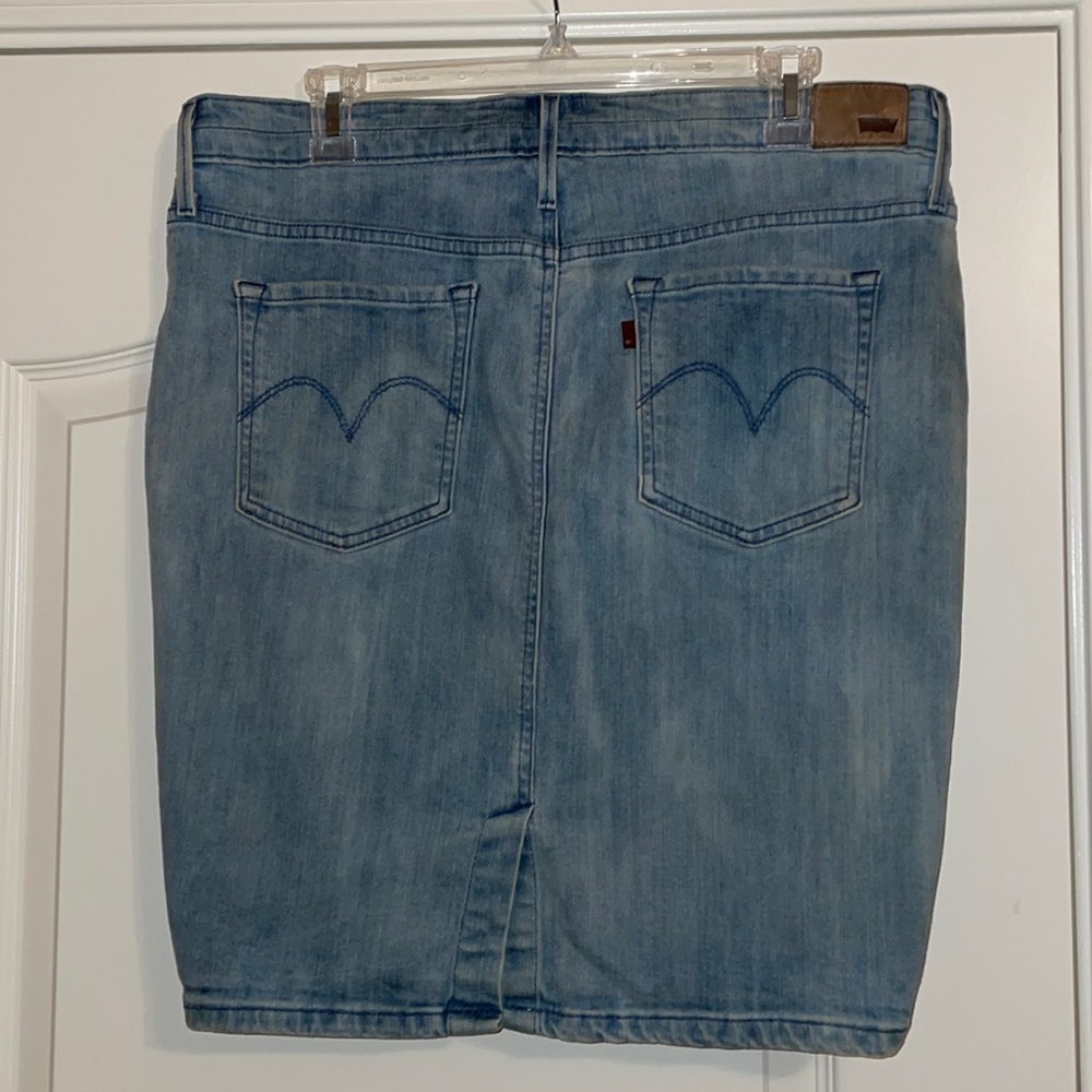 Levi’s denim skirt